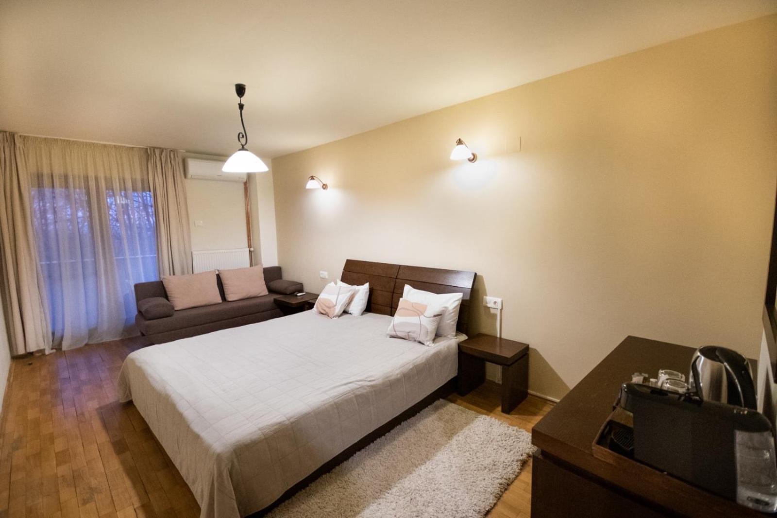 Hotel Cetatuia à Măgura Extérieur photo
