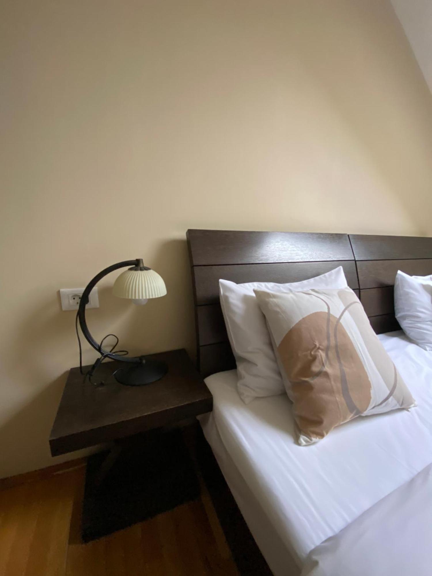 Hotel Cetatuia à Măgura Extérieur photo