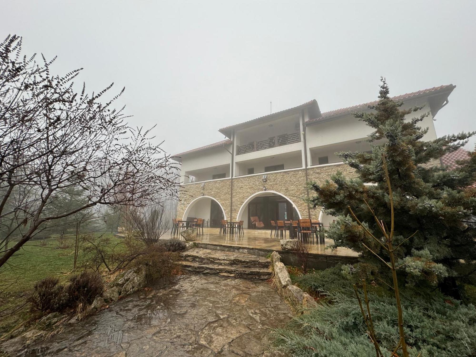 Hotel Cetatuia à Măgura Extérieur photo