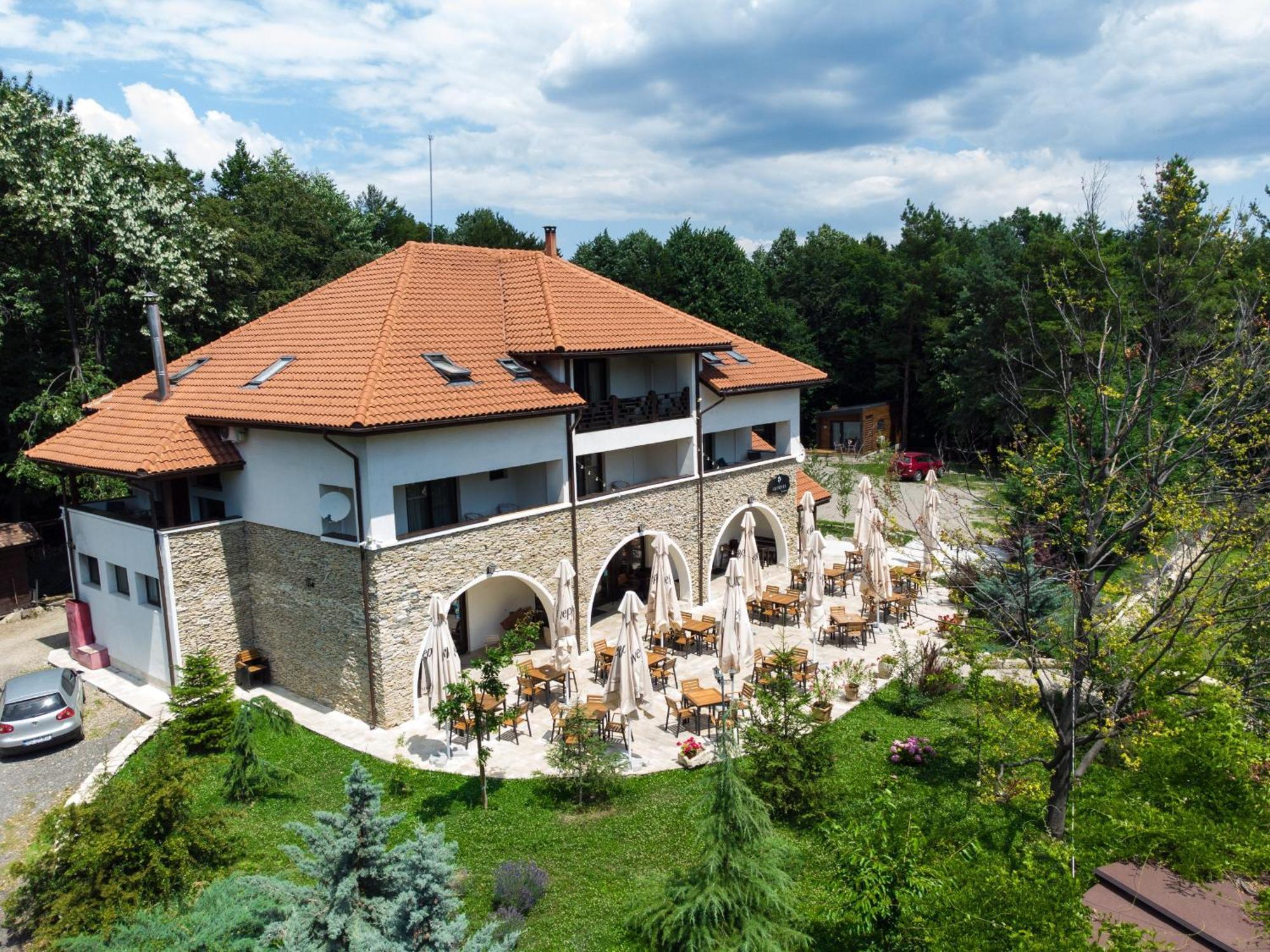 Hotel Cetatuia à Măgura Extérieur photo